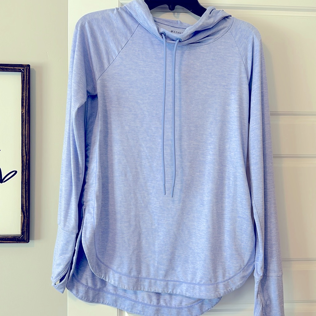 Athleta Lightweight Pull Over